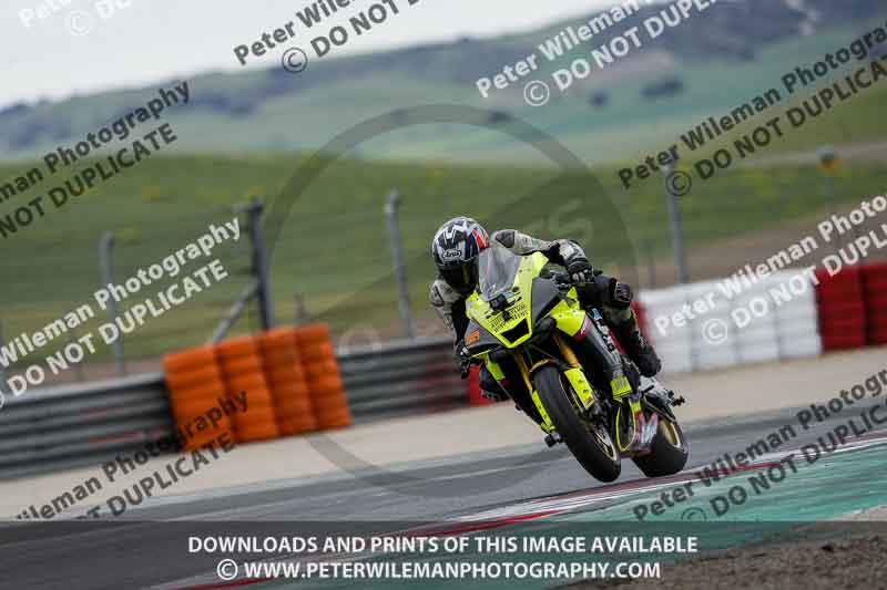 cadwell no limits trackday;cadwell park;cadwell park photographs;cadwell trackday photographs;enduro digital images;event digital images;eventdigitalimages;navarra;no limits trackdays;peter wileman photography;racing digital images;trackday digital images;trackday photos